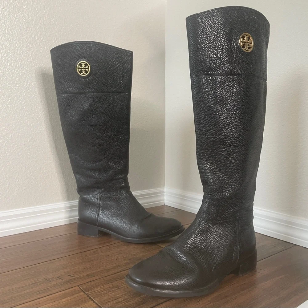 Black Leather Riding Boots with Gold Logo Tory Burch boots tall black boots - Picture 2 of 16